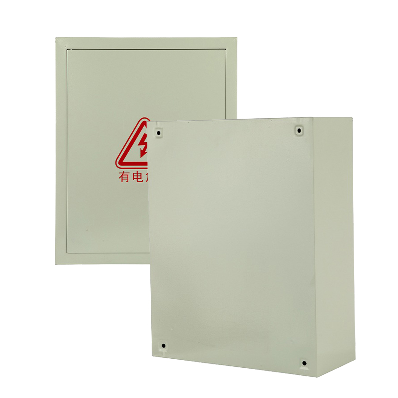 Caja con tapa abatible y junta de goma